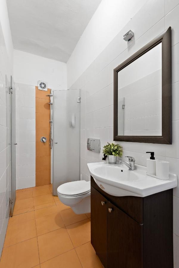 Design Apartments Tel Aviv Exterior photo